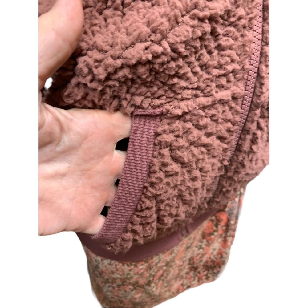 Marc New York Andrew Marc Mauve Fuzzy Hooded Zip … - image 4